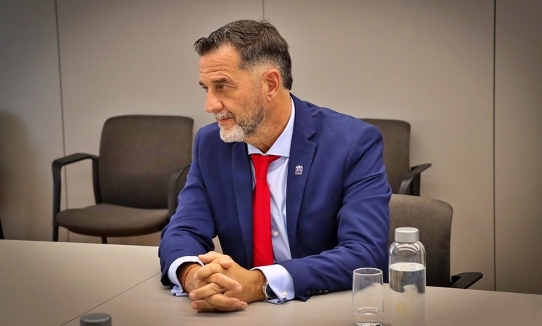 Sin Foto