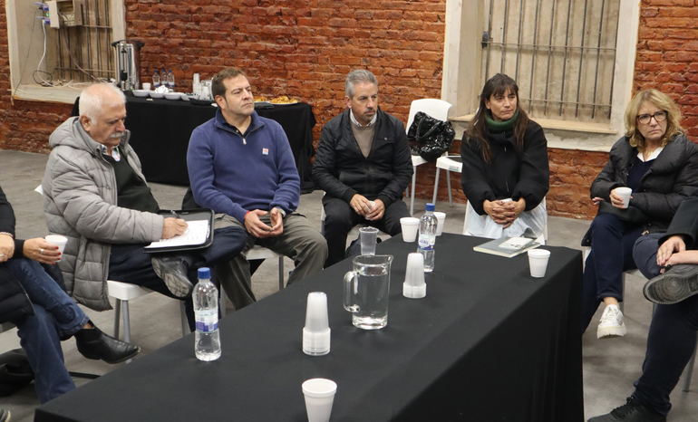 Sin Foto