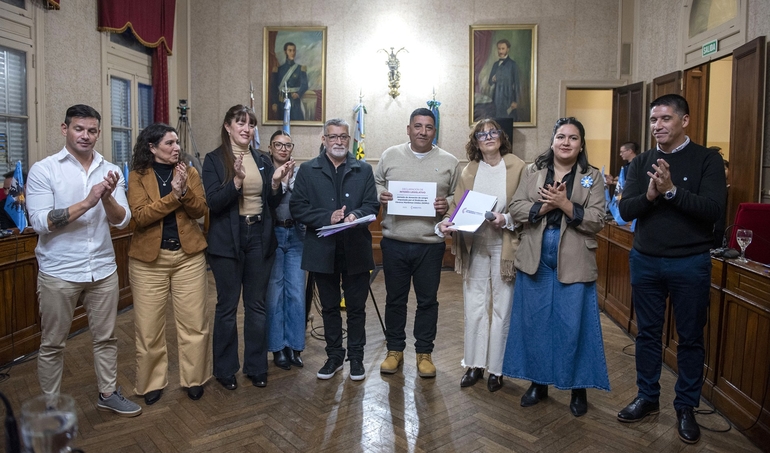 Sin Foto