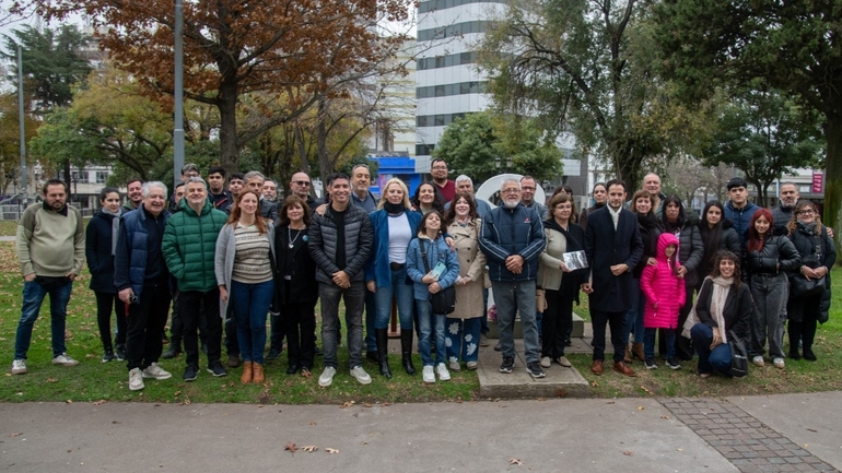 Sin Foto