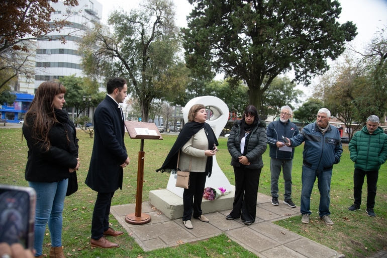 Sin Foto